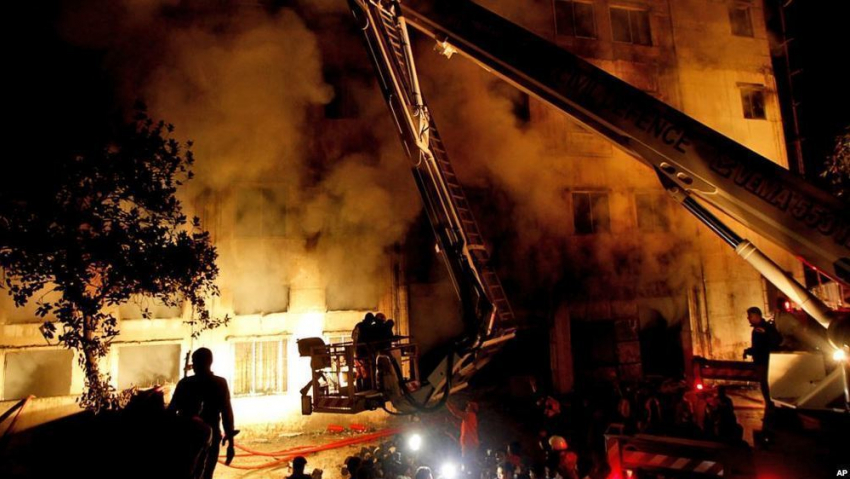 В Камышине при пожаре в многоэтажке эвакуировано 18 человек