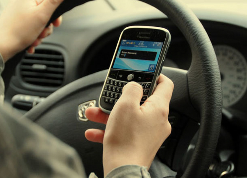 Волгоградцы сообщили о бомбе в машине на севере Волгограда