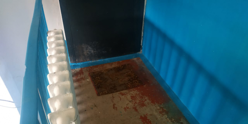 Тротиловую шашку со шнуром обнаружили в многоэтажке Волжского