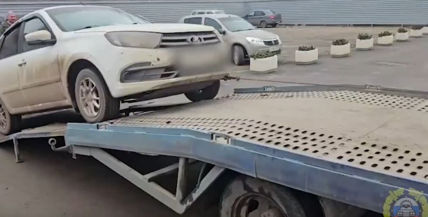 «Гранту» волгоградки забрали за 80 неоплаченных штрафов 