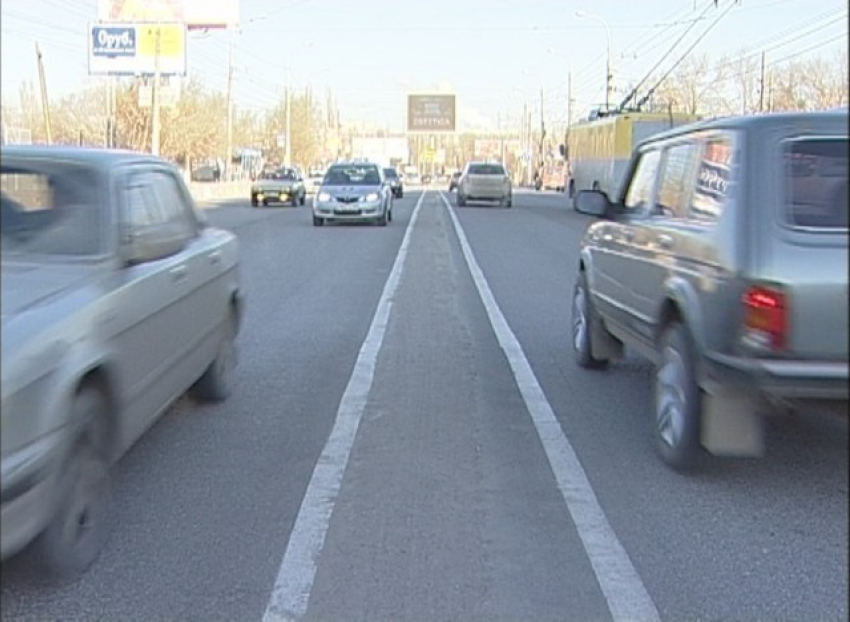 Общественный совет определит приоритеты дорожного ремонта в Волгограде