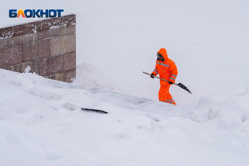Губернатор Волгоградской области готовится к ЧС из-за московского снегопада