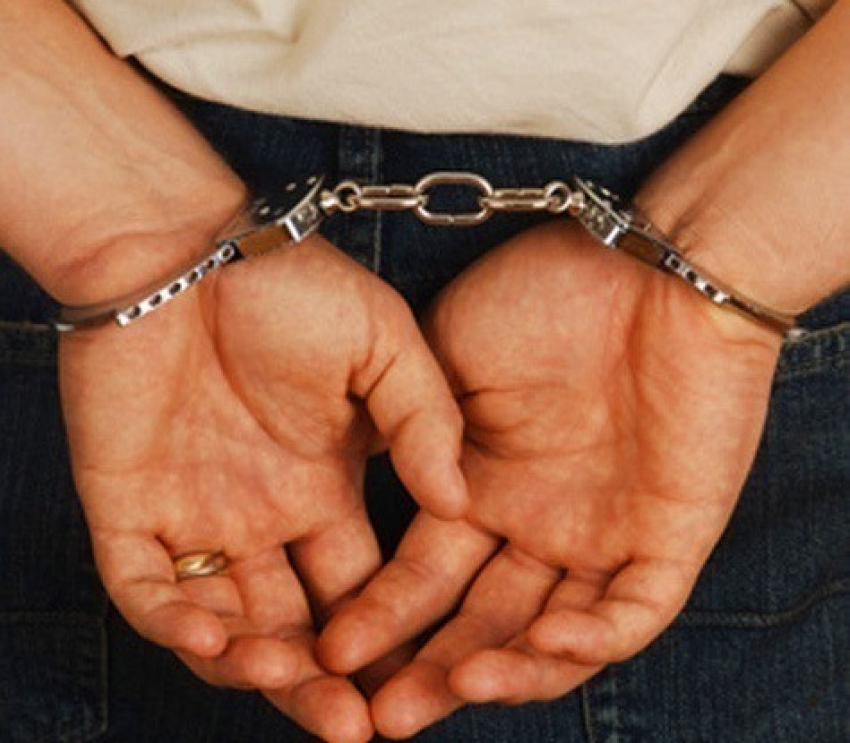 Полицейского, сбившего насмерть человека, освободили из-под домашнего ареста