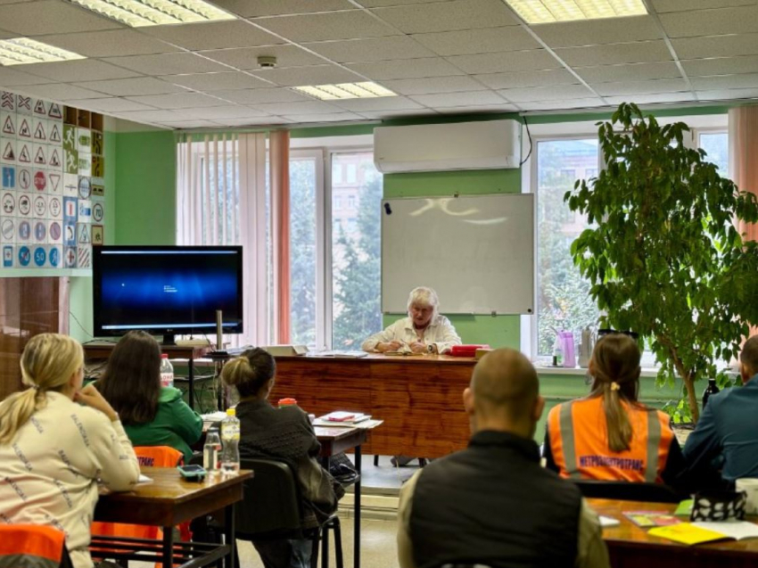 В Волгограде требуются ученики водителя трамвая