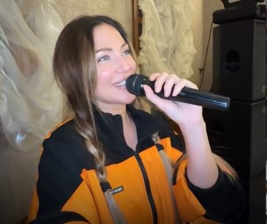 Под видом популярной певицы на провинциальную свадьбу ворвалась Виолетта Чиковани