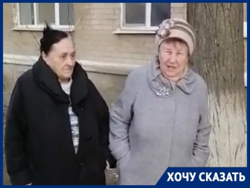 «Бьют кирпичи по окнам, как в Донбассе»: на юге Волгограда разваливается дом