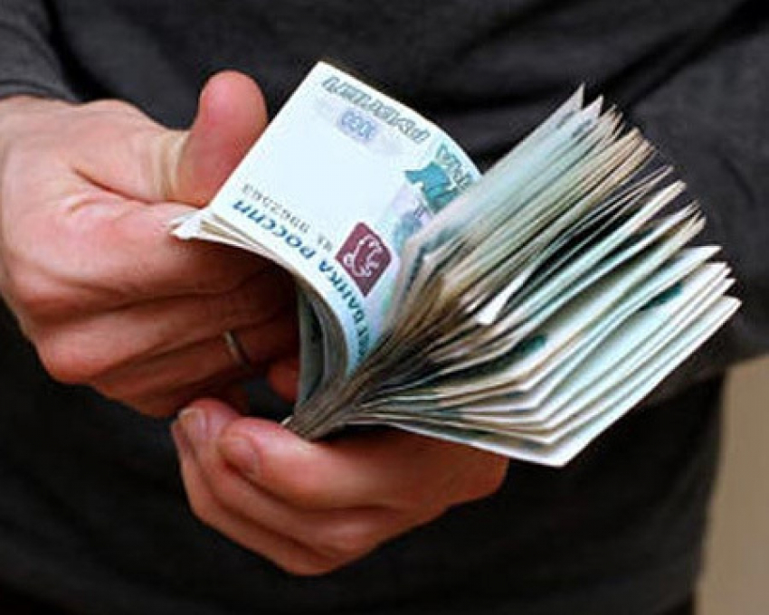 В Волгоградской области размер минимальной зарплаты вырос на 756 рублей