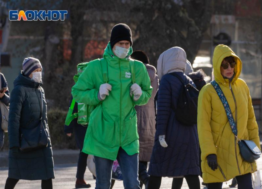 Без новогодних премий остается половина работающих жителей Волгоградской области 