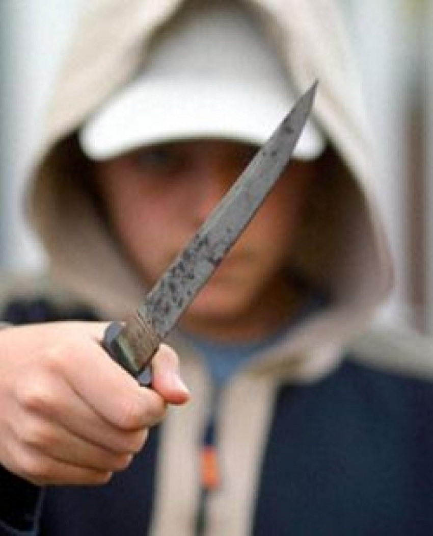 В Волгограде 17-летний националист на глазах друзей пытался убить друга 