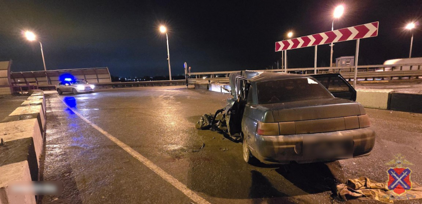 Четверо попали в больницу после аварии на «танцующем» мосту под Волгоградом 