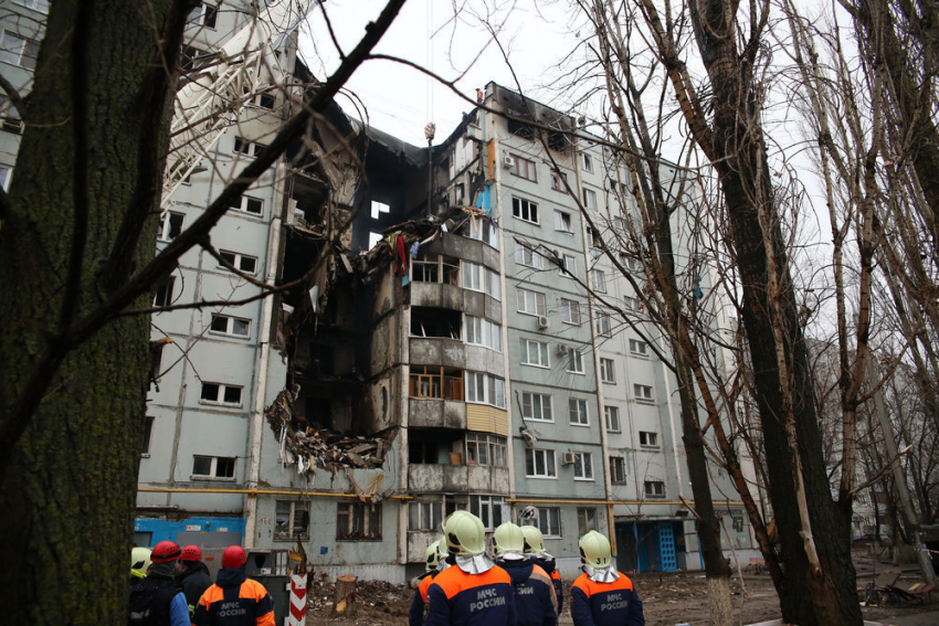 В Волгограде решается вопрос о способе сноса взорванного дома