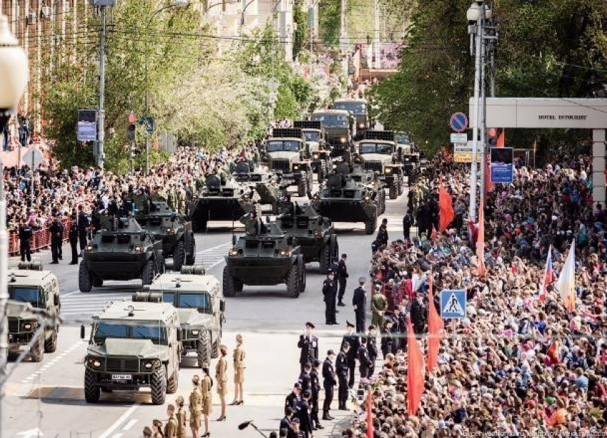 В Волгограде прошел генеральный прогон парада Победы