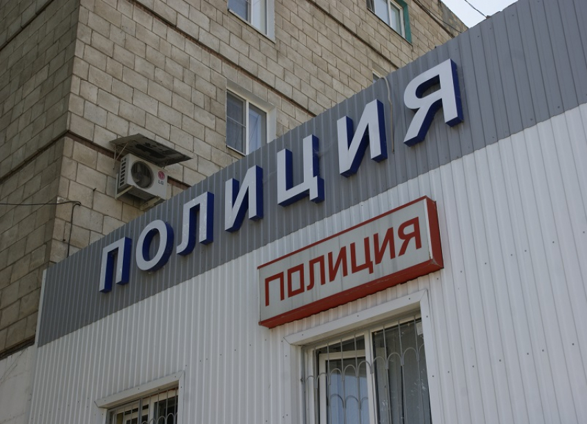 61-летний житель Волгограда организовал двух несовершеннолетних на ограбление 350 тысяч рублей