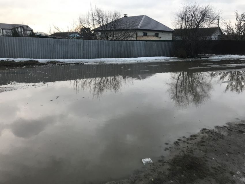 Поселок в Волгоградской области уходит под воду