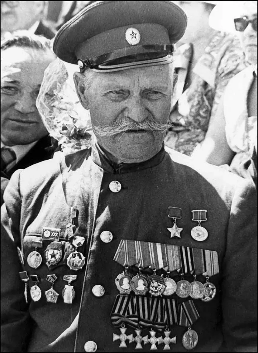 137 лет назад родился Герой Советского Союза Константин Недорубов 