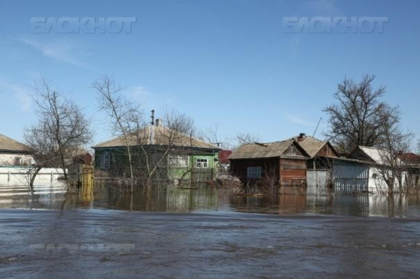 Паводок: вода поднялась на 14 сантиметров в Волгоградской области