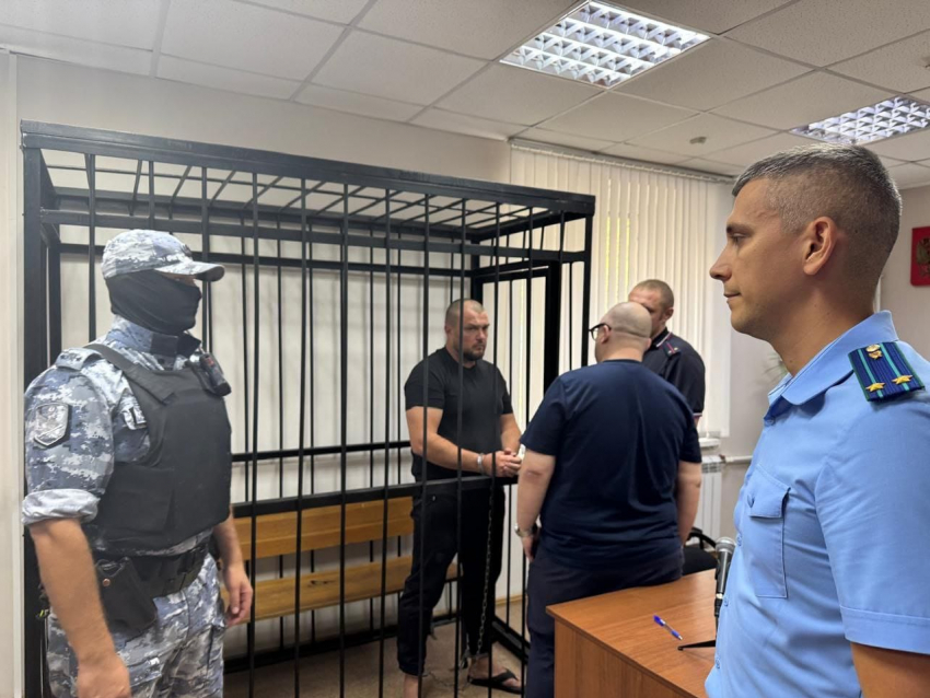 Подозреваемого в зверском убийстве судьи Ветлугина взяли под стражу