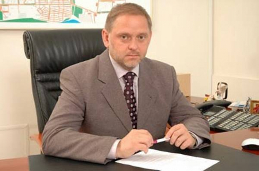 В Волжском оштрафовали мэра города Игоря Воронина за незаконную сдачу земли