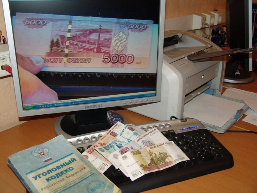 Дело фальшивомонетчиков из Камышина передано в суд