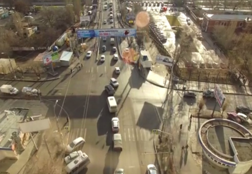 В Волгограде открытие Комсомольского моста сняли сверху на видео