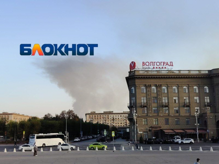 Больше десяти часов тушили полыхающие 200 Га поймы под Волгоградом