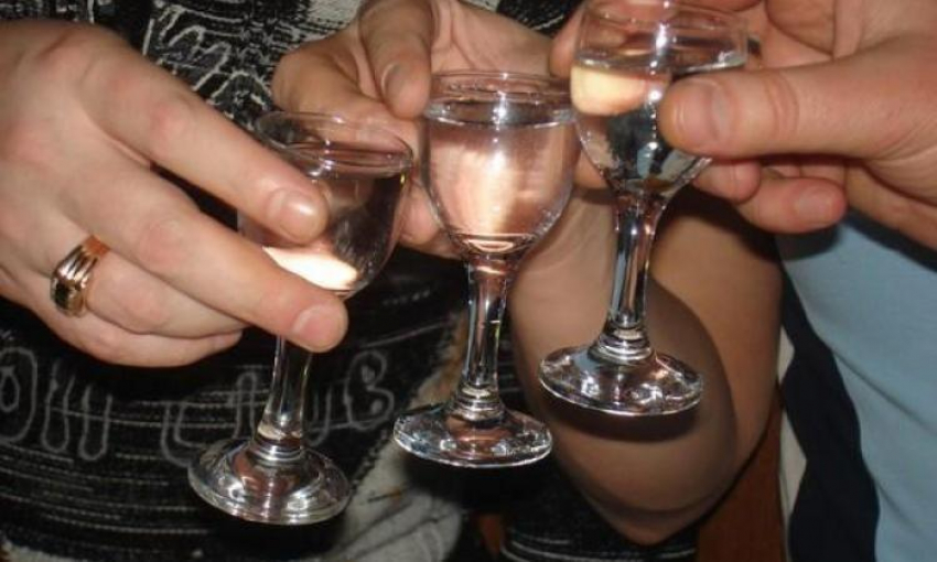 В Камышине мужчина умер, выпив жидкость для борьбы с насекомыми