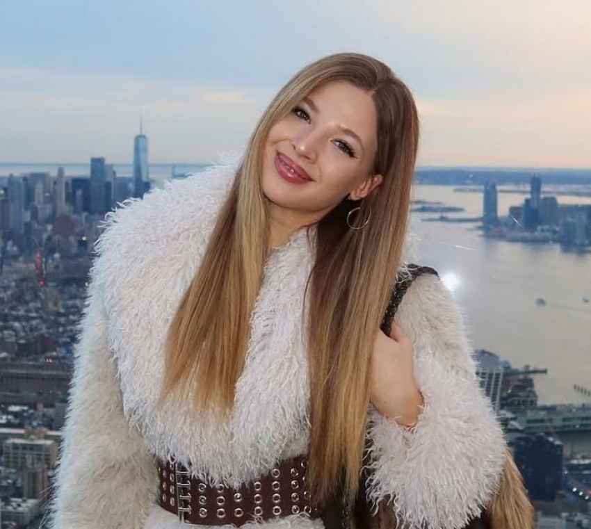 Волгоградцев 1 июня приглашают на семейный фестиваль с известной тиктокершей Аней Pokrov