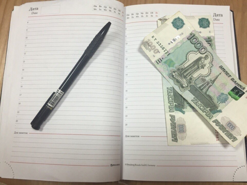 Под Волгоградом судят хирурга за торговлю больничными