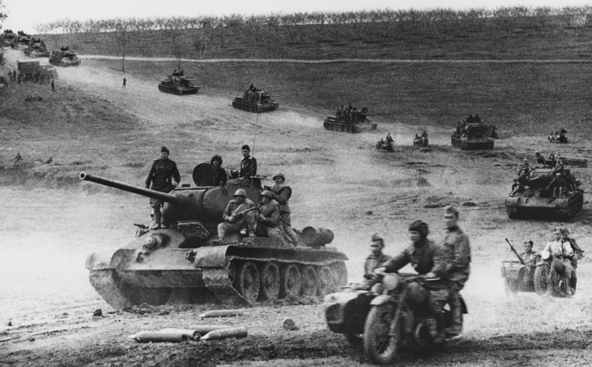 28 августа 1942 года - войска Сталинградского фронта освободили Серафимович