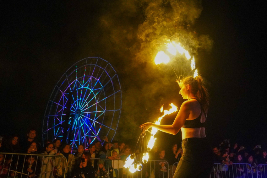 Огненным шоу и бесплатными развлечениями украсят день футбольного матча Россия-Иран в Волгограде