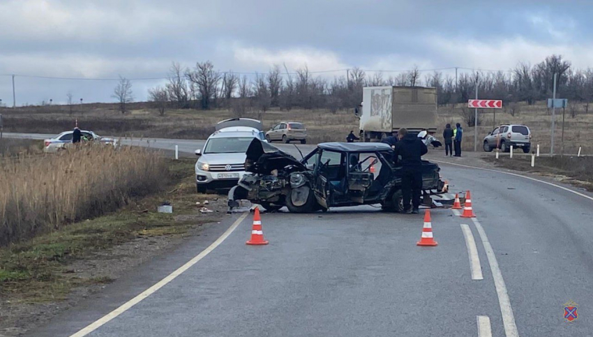 Пьяный мужчина на Mercedes отправил в больницу волгоградку 