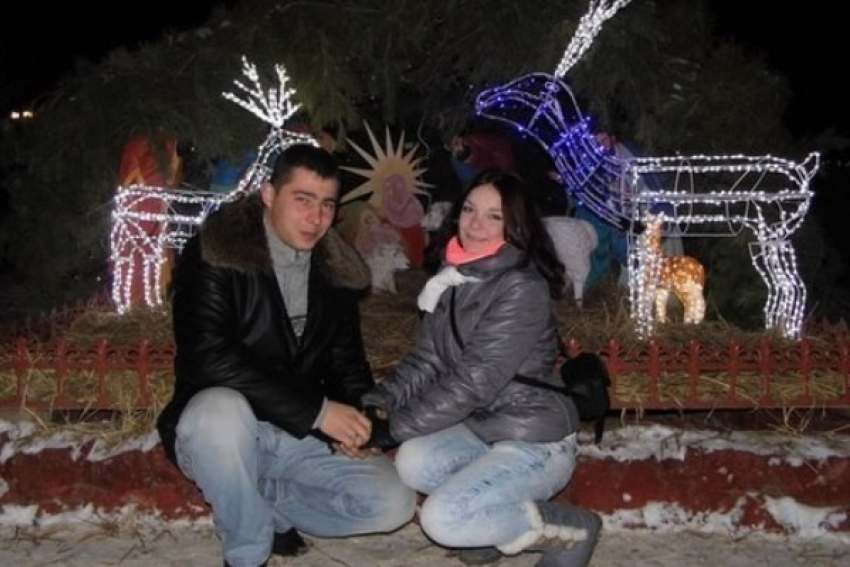 Во Фролово спасли застрявшую в лесу семью