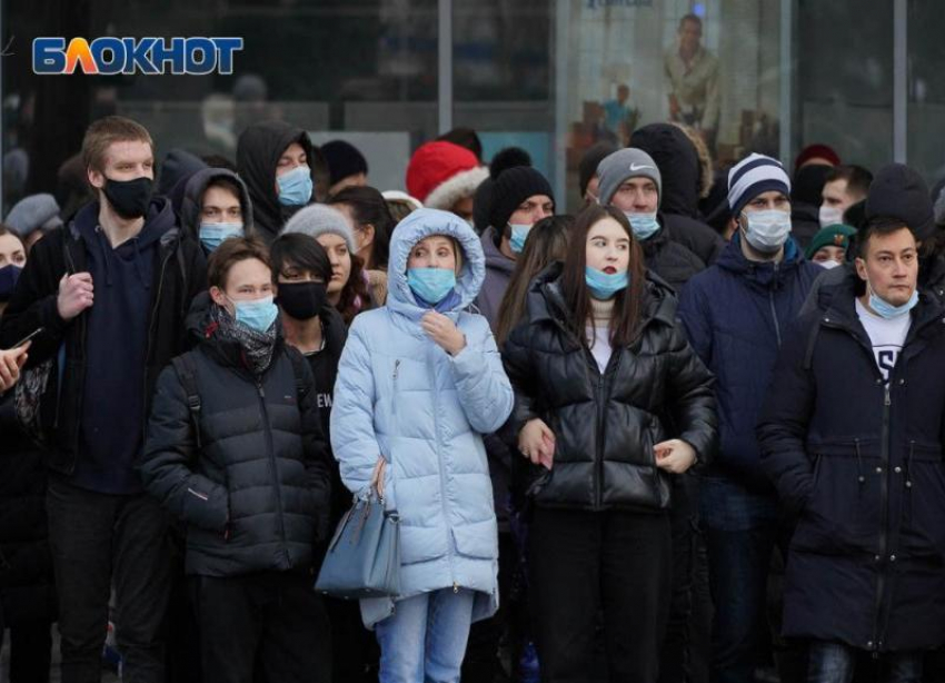 Всплеск заболеваемости ОРВИ зарегистрировали среди  подростков в Волгограде