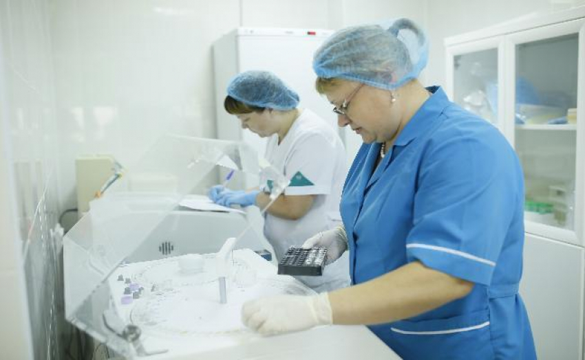 В Волгограде онкологи провели уникальную операцию, используя пластику сосудов 