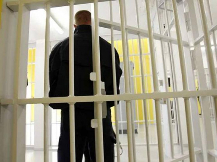 Под Волгоградом парень, принуждавший к сексу малолетнюю, осужден на 9 лет и 10 месяцев
