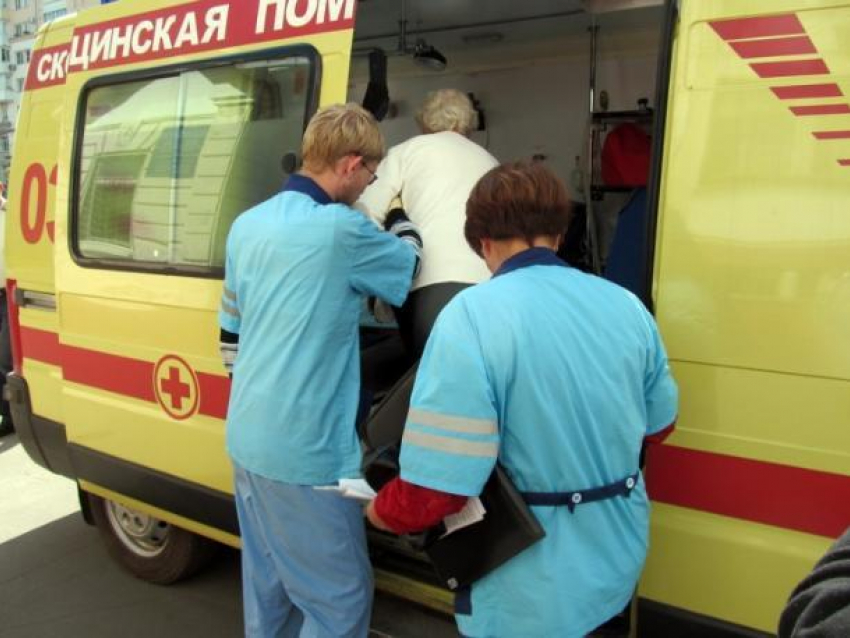 Стало известно, какие травмы получили пассажирки при столкновении маршрутки и грузовика в центре Волгограда
