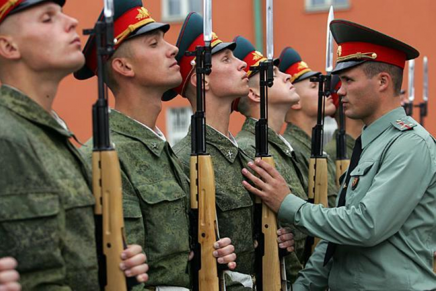Министерство обороны передумало передавать волгоградским властям Дом офицеров