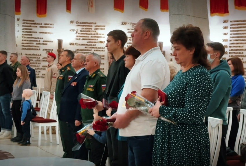 Накрыл собой сослуживца, оказался под минным прилетом: родные рассказали о погибших на Украине волгоградцах