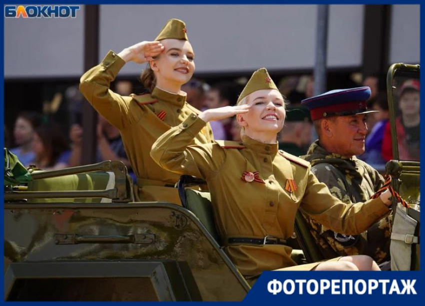 Как на подбор: показываем ярких красавиц Парада Победы в Волгограде 