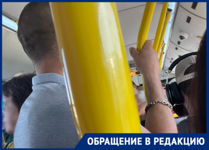 Ехали со страхом и обтирали друг друга потом: автобусы с неработающими кондиционерами катают волгоградцев в пекло