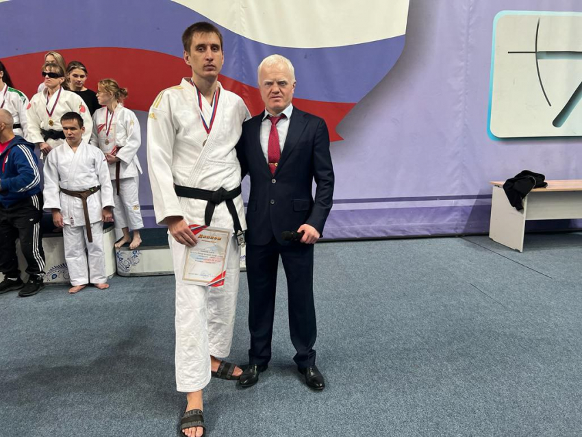 Единственный незрячий самбист из Волгограда стал призером Чемпионата России