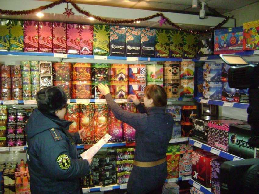 В Волгоградской области продавали опасный фейерверк