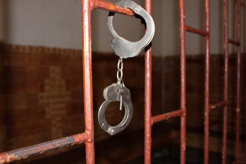 Пародист Зверев из тюрьмы под Волгоградом «развел» петербуржцев на 60 тыс рублей