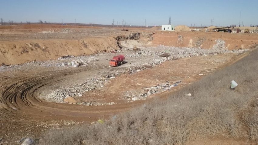 В Советском районе Волгограда появилась незаконная свалка