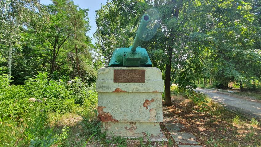 В Волгограде рушится федеральный памятник «Линия обороны Сталинграда»
