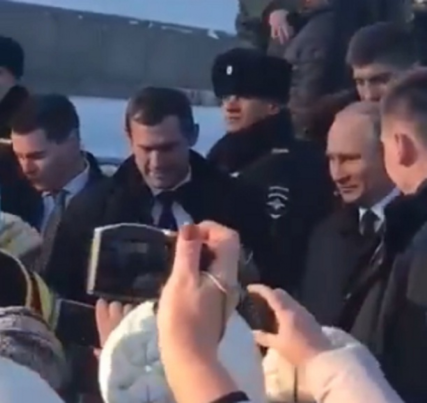Волгоградцы записали неофициальное видео с Владимиром Путиным на Мамаевом Кургане