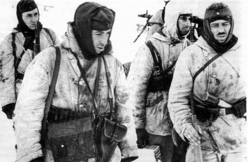 1 декабря 1942 года – окруженная Сталинградская группировка противника продолжает упорно обороняться   