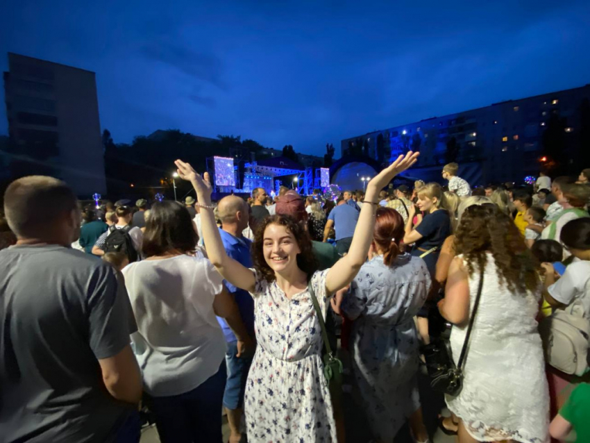 Концерт Мити Фомина, рыцари и фейерверк: топ бесплатных мероприятий для волгоградцев на 22-24 июля