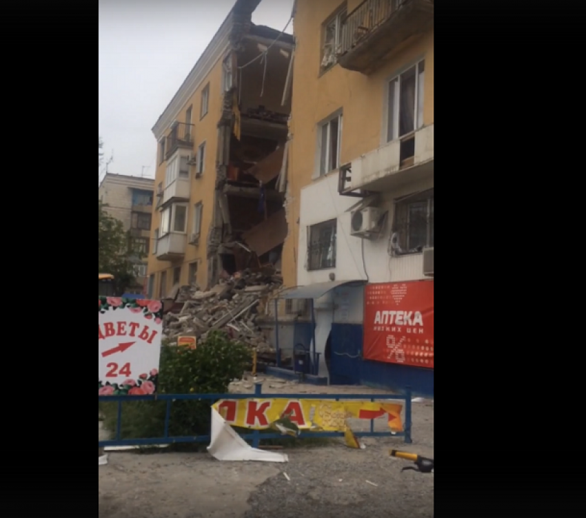 Последствия взрыва жилого дома в Волгограде попали на видео
