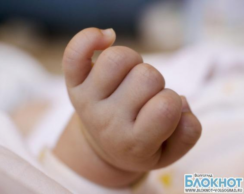 Под Волгоградом в реанимацию госпитализировали годовалую девочку